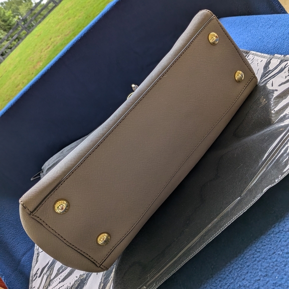 Michael Kors Brown Tote Bag - Picture 6 of 6